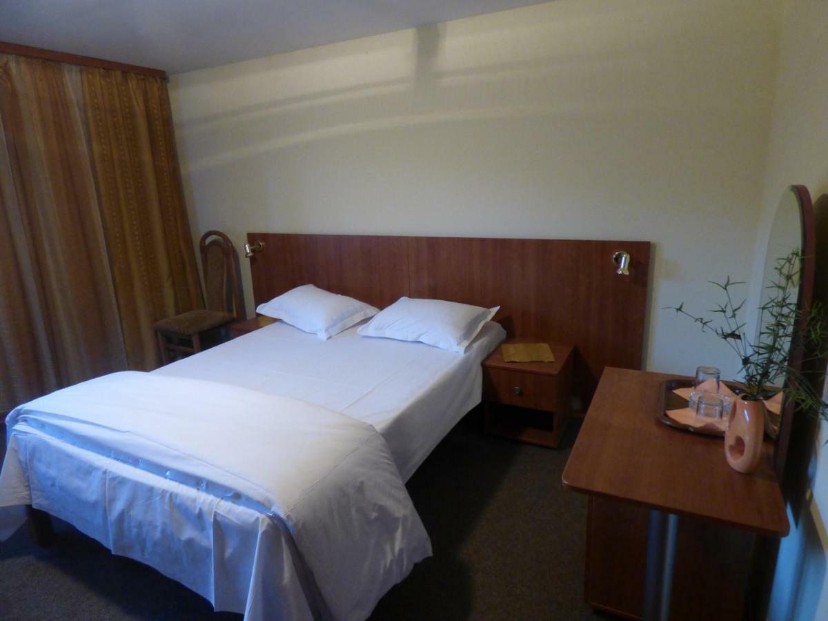 Gura Padurii Hotell Sinaia Exteriör bild