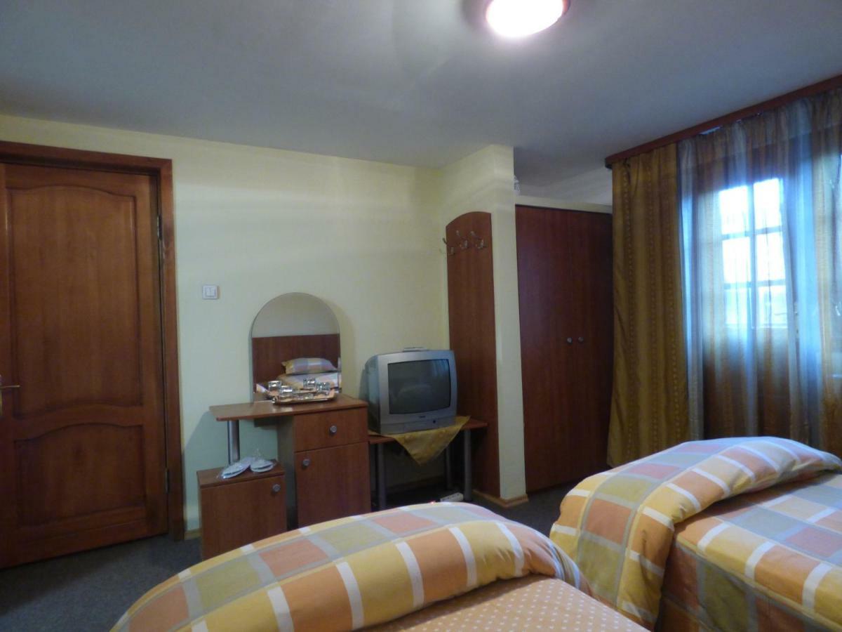 Gura Padurii Hotell Sinaia Exteriör bild