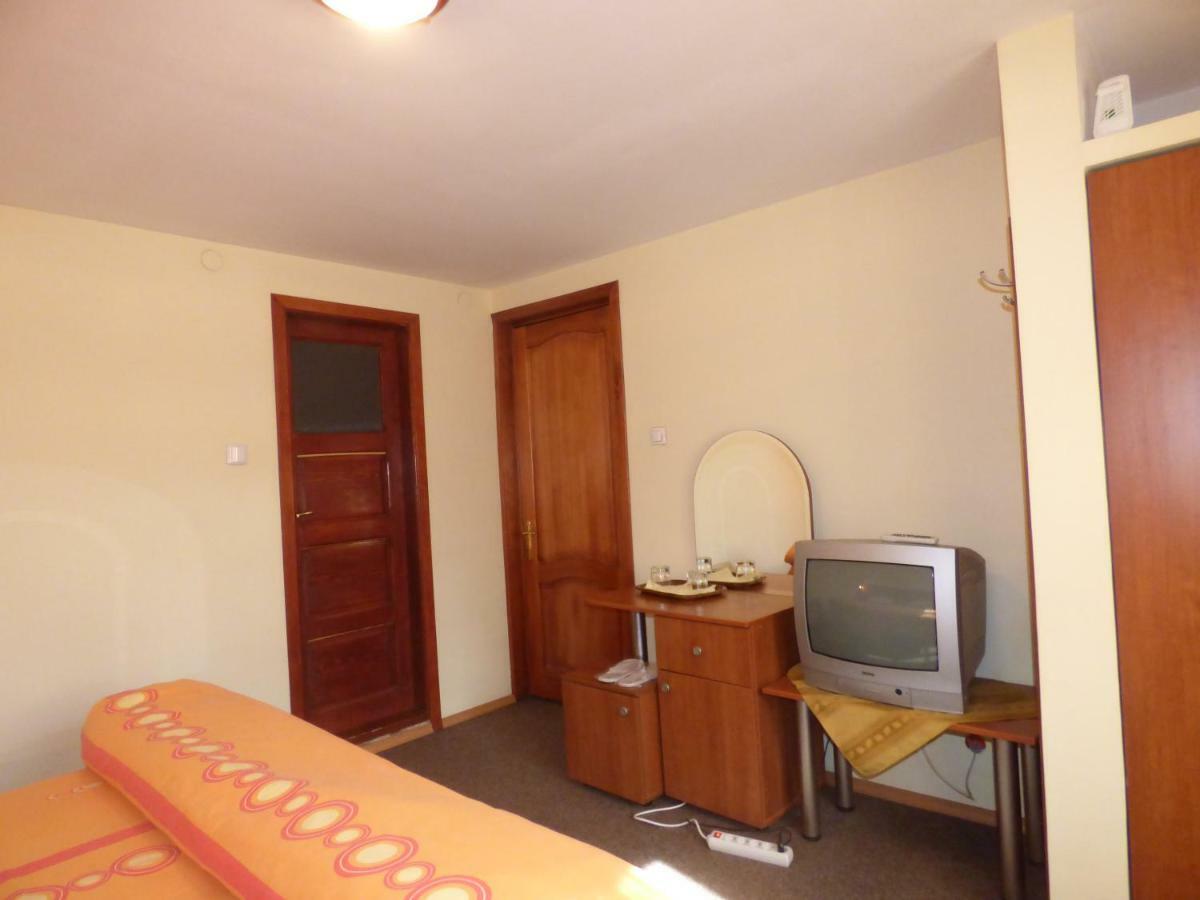 Gura Padurii Hotell Sinaia Exteriör bild